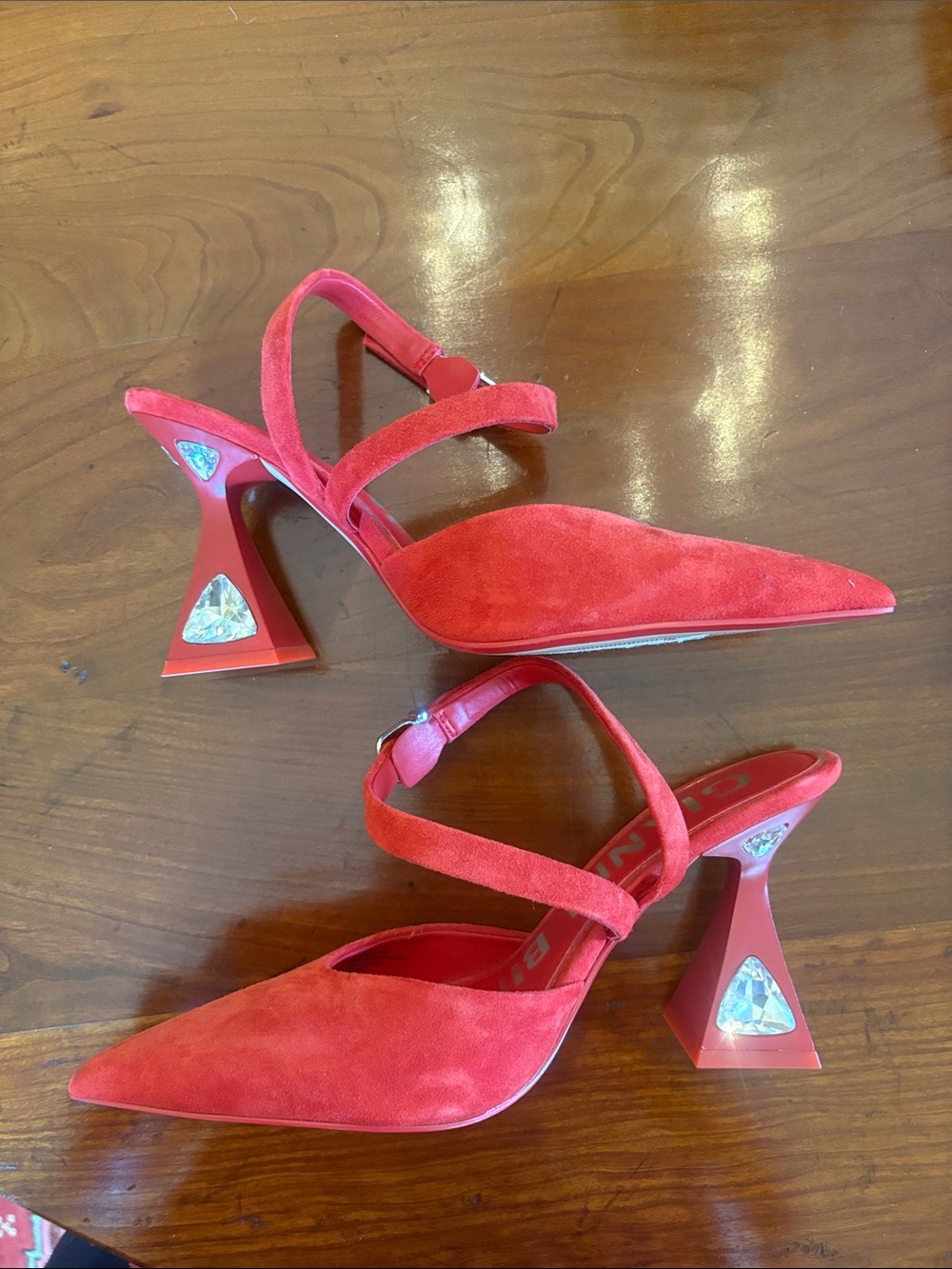 Gianni‎ Bini Tallia Red Suede Asymmetrical Jewel Embellished Pumps NEW - Picture 5 of 12